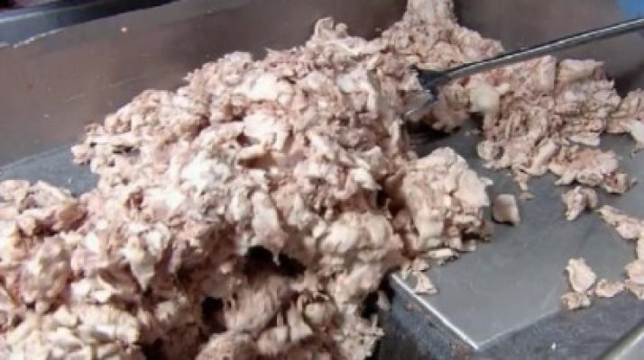 Hârtia igienică, ingredient de bază în parizer